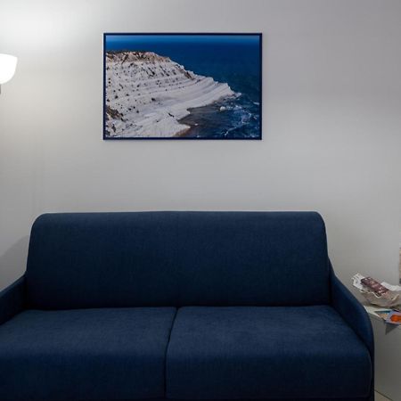 Casa Vacanze La Casetta Di Zinu' Porto Empedocle Bagian luar foto