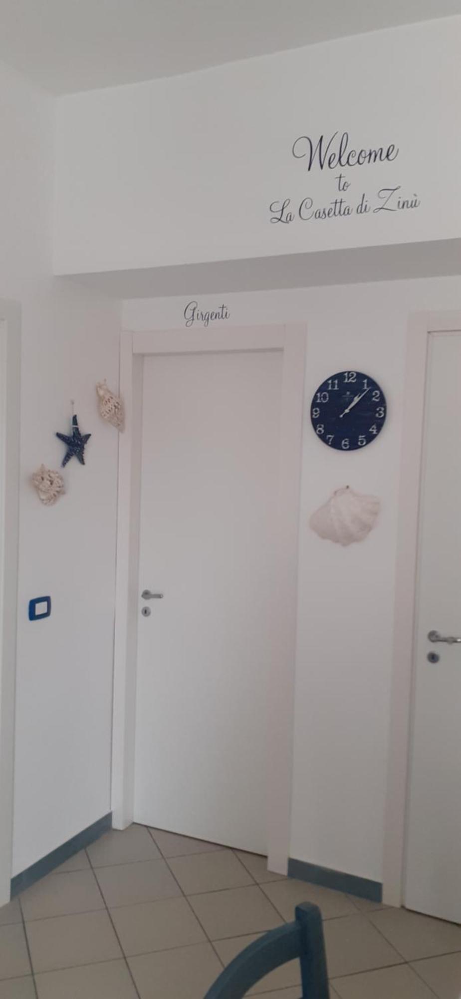 Casa Vacanze La Casetta Di Zinu' Porto Empedocle Bagian luar foto